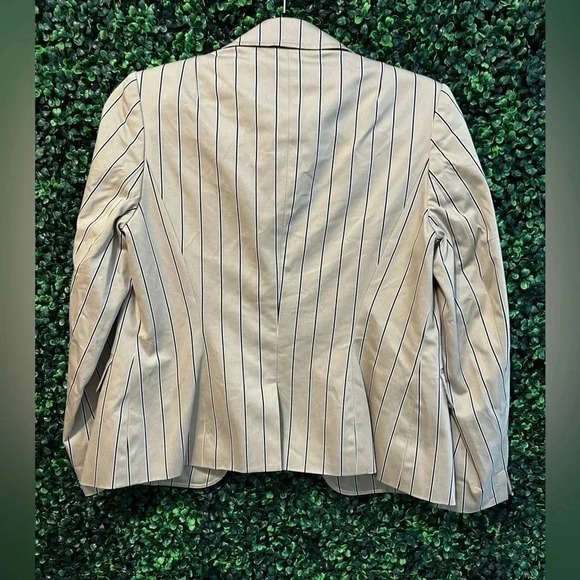 Talbots Petite Blazer - Size 2 - Picture 2 of 5